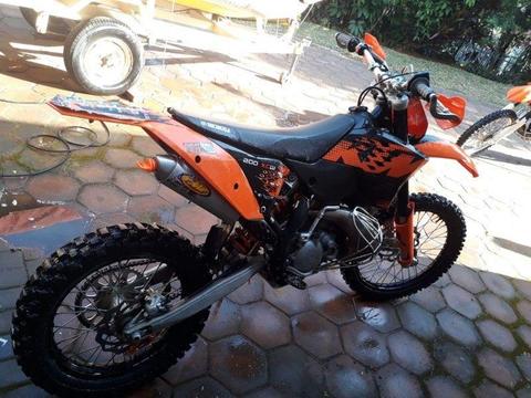 2008 KTM 200 in good condition for sale