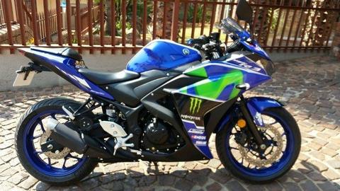 2017 Yamaha YZF R3 Rossi Replica ABS