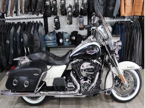 2014 Harley Davidson Touring Road King Classic