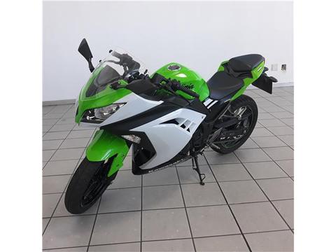 Kawasaki 300 Ninja with 15000kms done (2015)