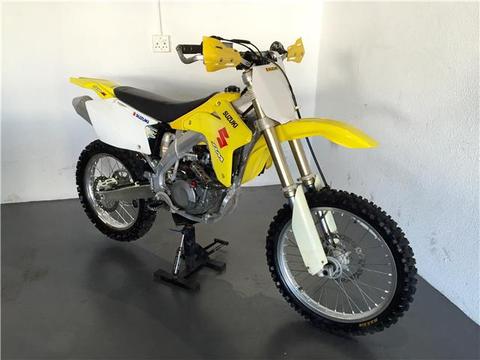 2006 Suzuki RM-z 450cc 4 Stroke.!!!