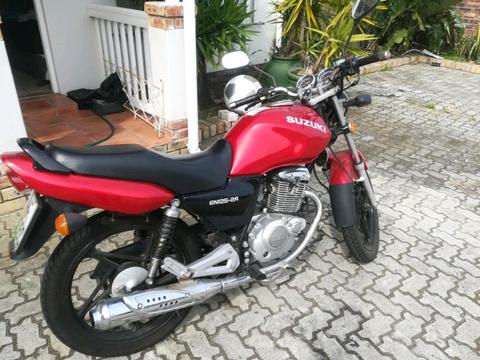 Suzuki en 125 excellent condition