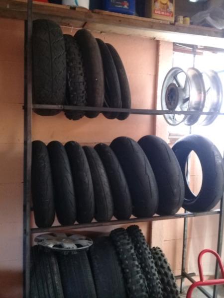 Motorcycle tyres fitment center