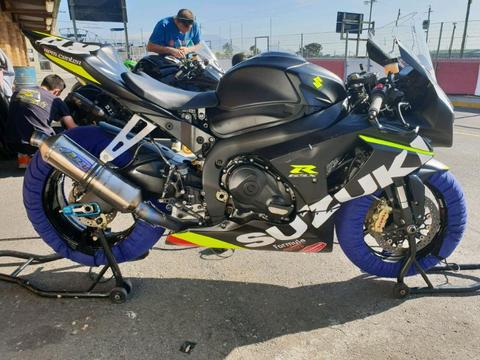 2015 Suzuki GSXR 1000 Race Bike
