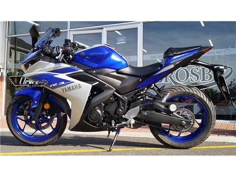 2016 Yamaha YZF-R3 avail now at Bike Bros. N1 City