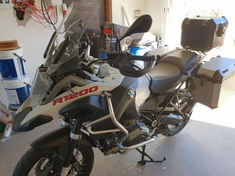 2016 BMW R Series