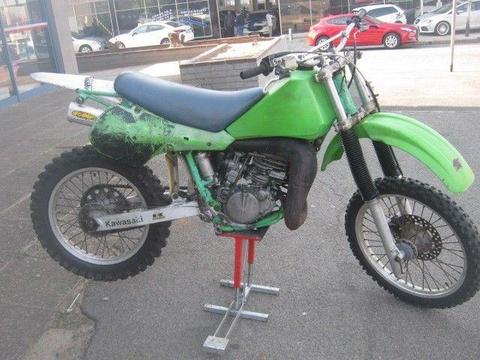 1988 Kawasaki KDX 200cc - Off Road Scrambler - R11,000