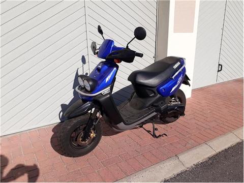 2013 Yamaha BWS 100cc scooter in awesome condition, only 4000km's