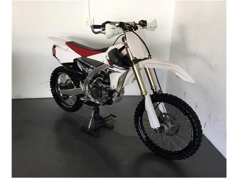 2015 Yamaha Yz250f..Fuel Injection.!!