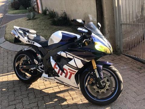 Yamaha R1