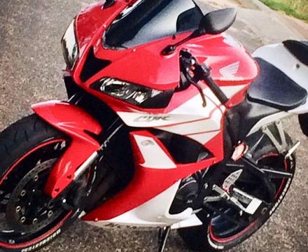 HONDA CBR600RR