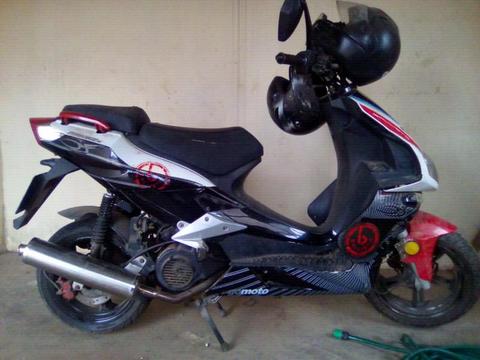 Bullistic 125cc scooter for sales no paper on hand R4000