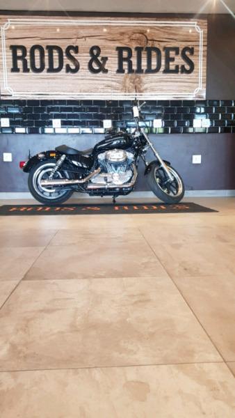 2016 Harley-Davidson 883 Custom Low