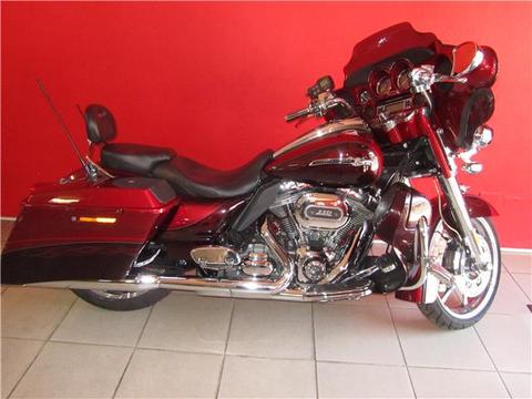 Harley Davidson CVO Street Glide