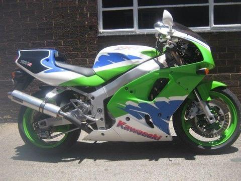 1992 Kawasaki ZX7-R 750 MRR - Sought After Collectible - R120,000