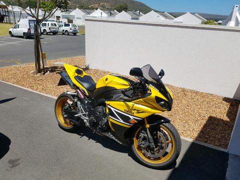 2009 Yamaha R1