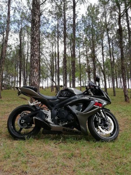 2011 Suzuki GSX-R 600