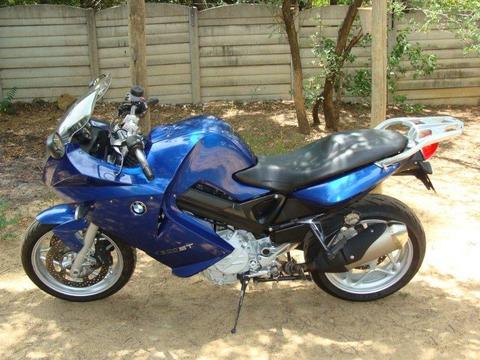 BMW F800ST