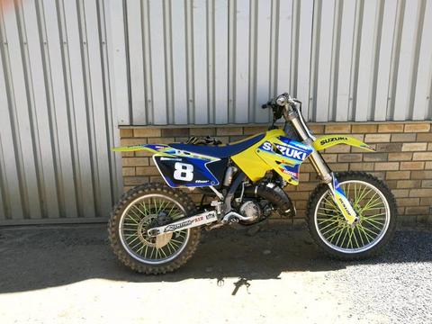 Suzuki rm125