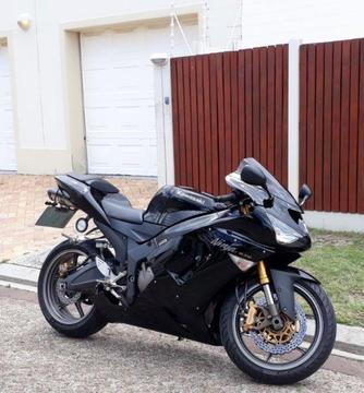 Kawasaki Ninja 636 ZX-6R Prestige Condition (43000km-New License Valid RWC)