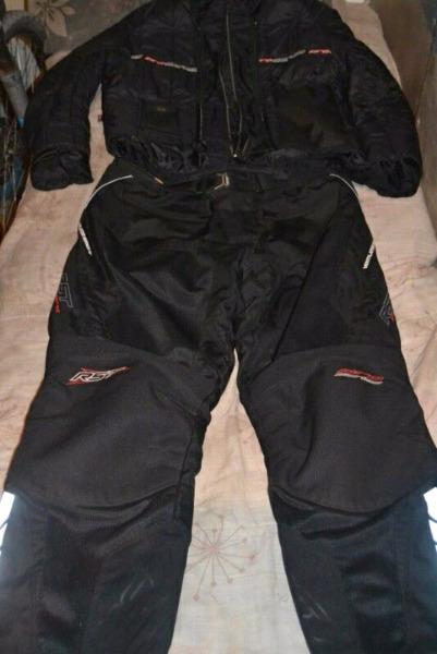 Like New RST Pro Series Motorbike XL Suite