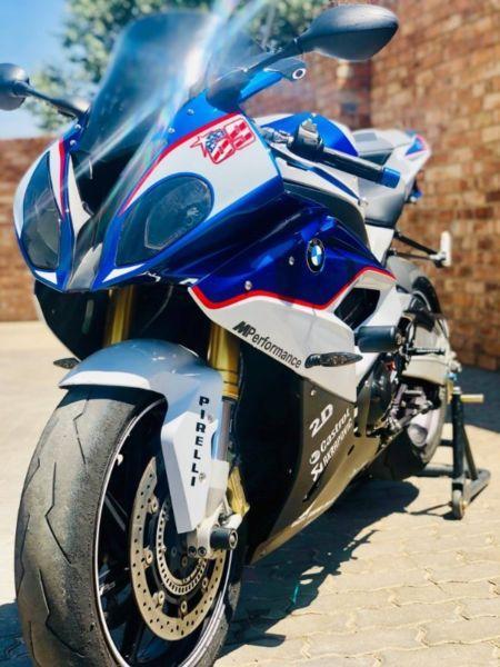 Selling off my 2016 BMW S1000RR mint loaded with extras