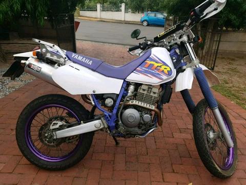 YAMAHA TTR 250 IN GREAT CONDITION