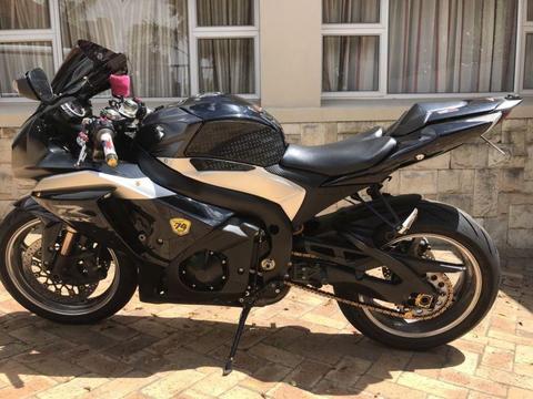 Suzuki GSXR 1000 excellent condition