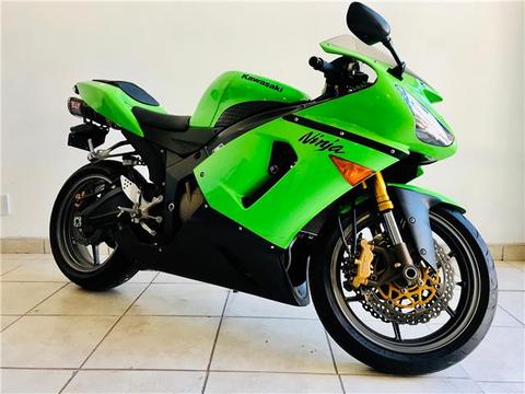 KAWASAKI ZX 6 NINJA