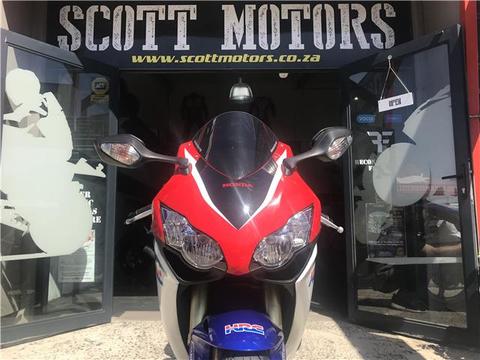2009 Honda CBR1000RR! ABS! Absolutely spotless!