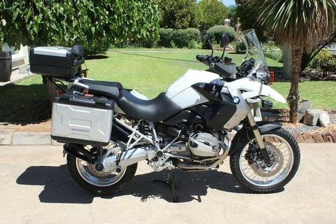 BMW R1200GS 2012 IN EXCELLENT CONDITION