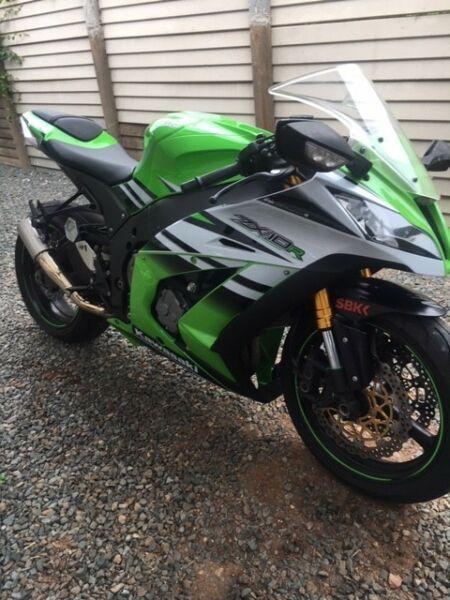 2015 Kawasaki ZX10R 30th ANNIVERSARY EDITION
