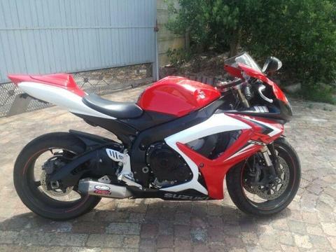 Suzuki GSX-R K7
