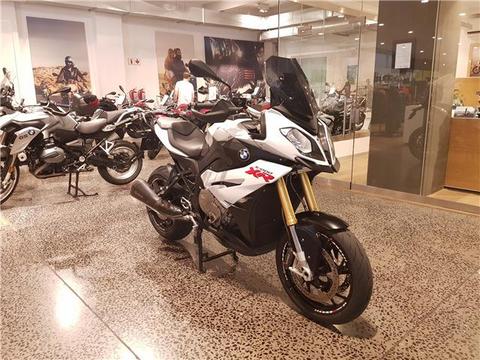 BMW S1000XR *017+-R4350pm-DONFORD BMW MOTORRAD CAPE TOWN 