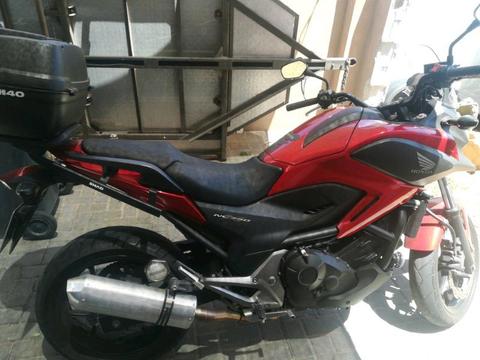 Honda ncx750 topbox and exhaust 