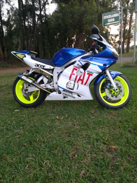 Im selling my R6 Yamaha 