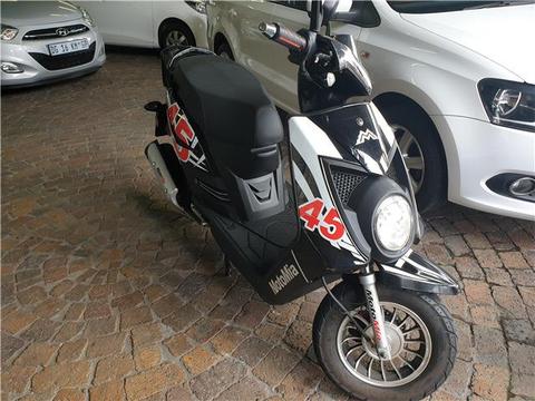2016 125 Motomia Scooter with only 777 km's for sale! 