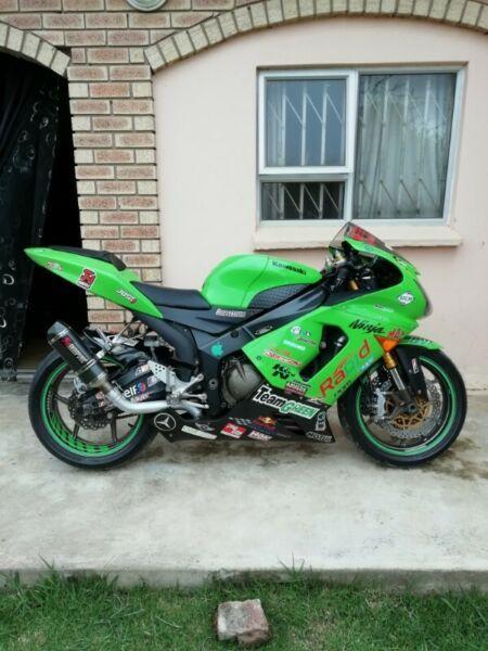 2006 Kawasaki ZX6-R 