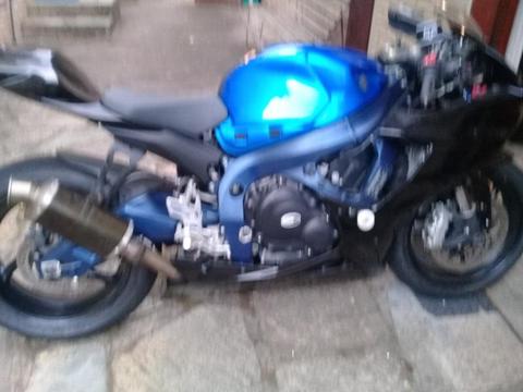 Suzuki gsxr 600 