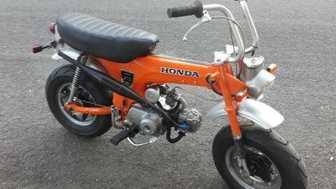Honda st 70 dax 