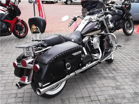 Harley Davidson Road King ????? The 2Wheelers Den, Of Course !!!!! 