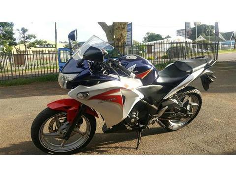 2011 HONDA CBR250 @ TAZMAN MOTORCYCLES 